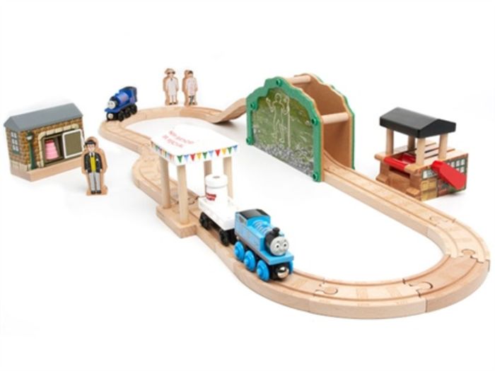 Top Kids' Train Sets - 2016 Best Toy Trains Reviews List 