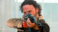 The Walking Dead spoils itself, gives West Coast fans the bird