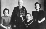 Thatcher | Marvel at Margaret Thatcher - the outsider who beat the system - Telegraph
