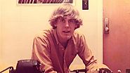 In 1975, this Kodak employee invented the digital camera. His bosses made him hide it.