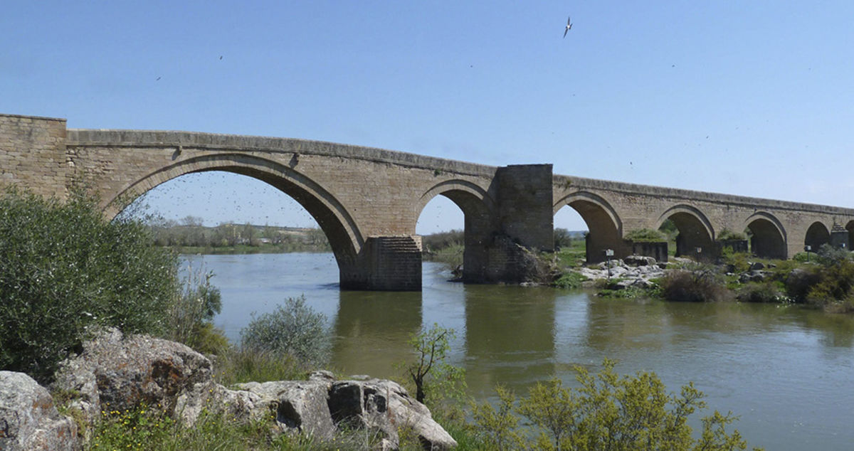 Headline for 11 puentes con historia de Talavera y comarca