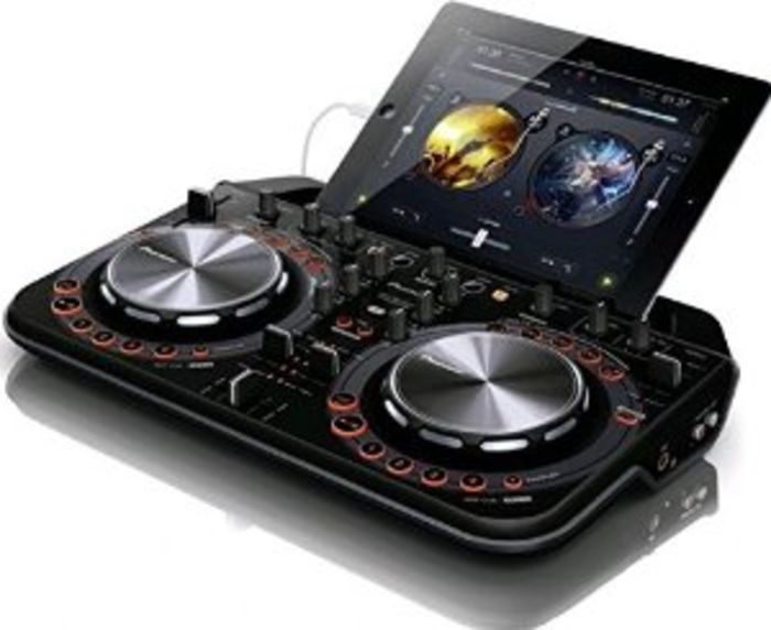 Best Rated DJ Mixing Controllers for 20172018 A Listly List