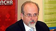Rector Luis Arroyo