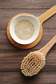 DIY Exfoliating Oatmeal Body Scrub - Alyssa and Carla