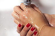 How to Use Honey in the Bath
