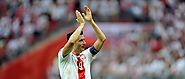 Tysiące osób uwierzyło na Facebooku, że Robert Lewandowski odda swoje auto. Będzie pozew?