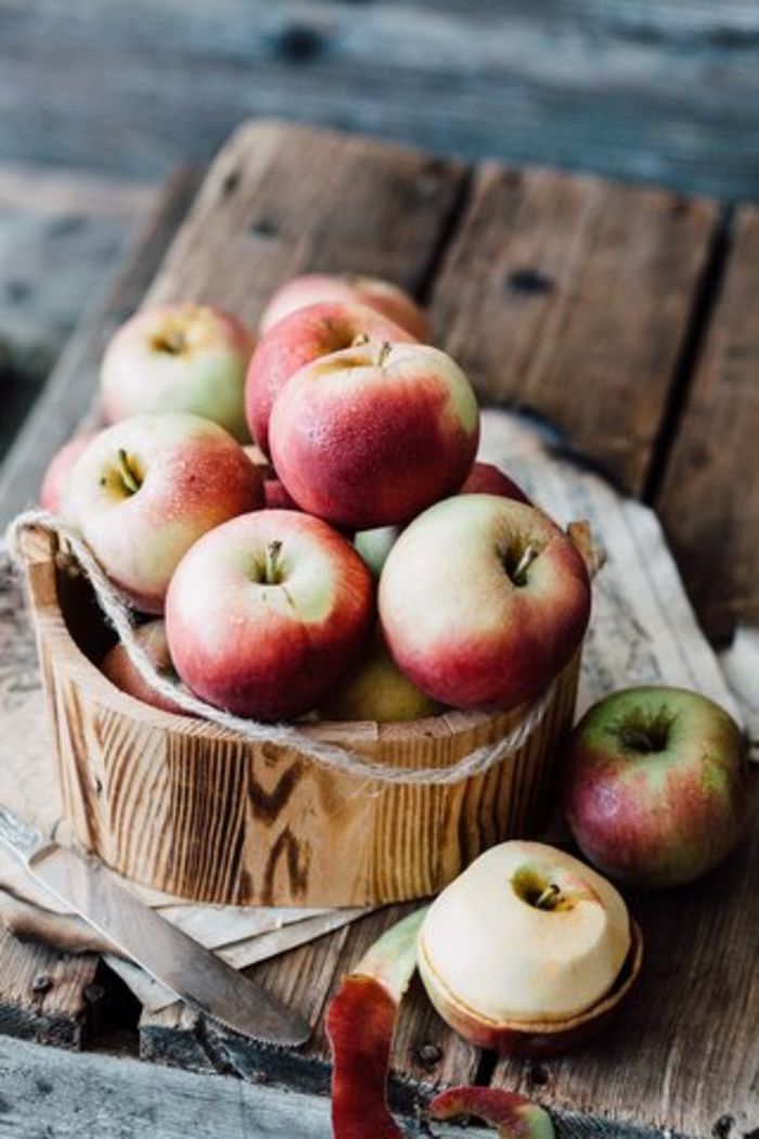Cute Red Apple Decor for your Kitchen that You'll Love!