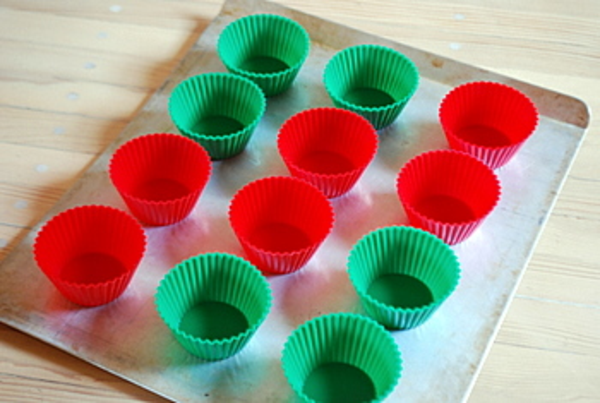 How To Use Silicone Cupcake