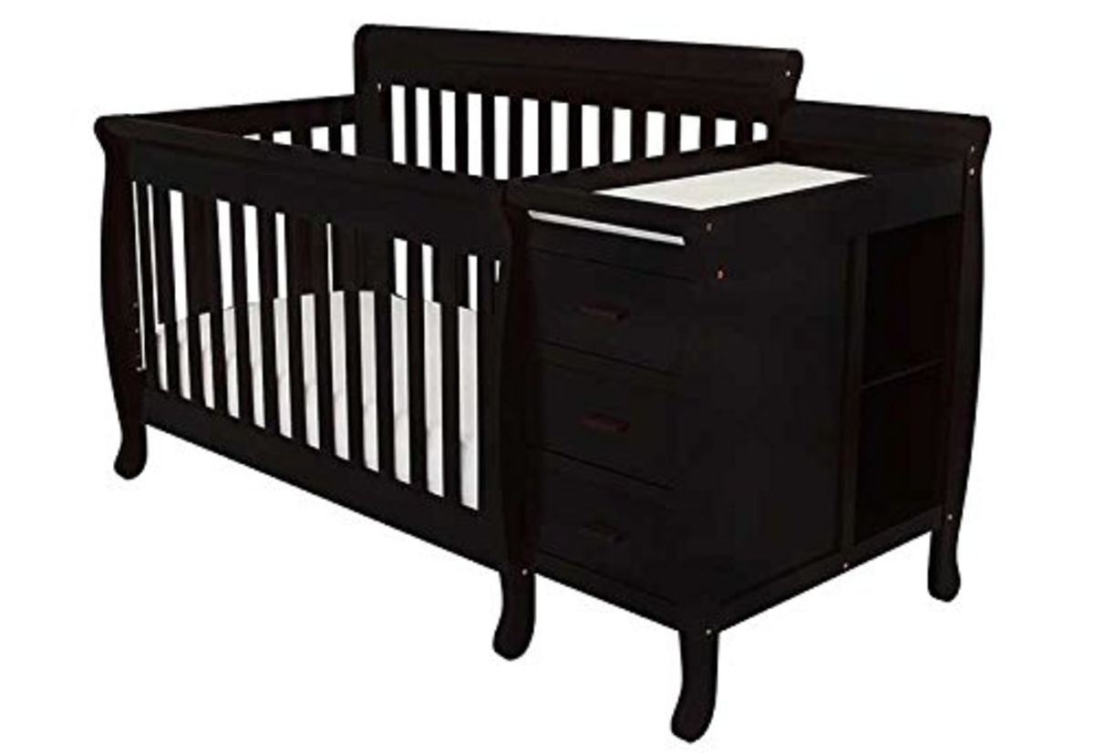 Best Small Cribs for Small Spaces - cover